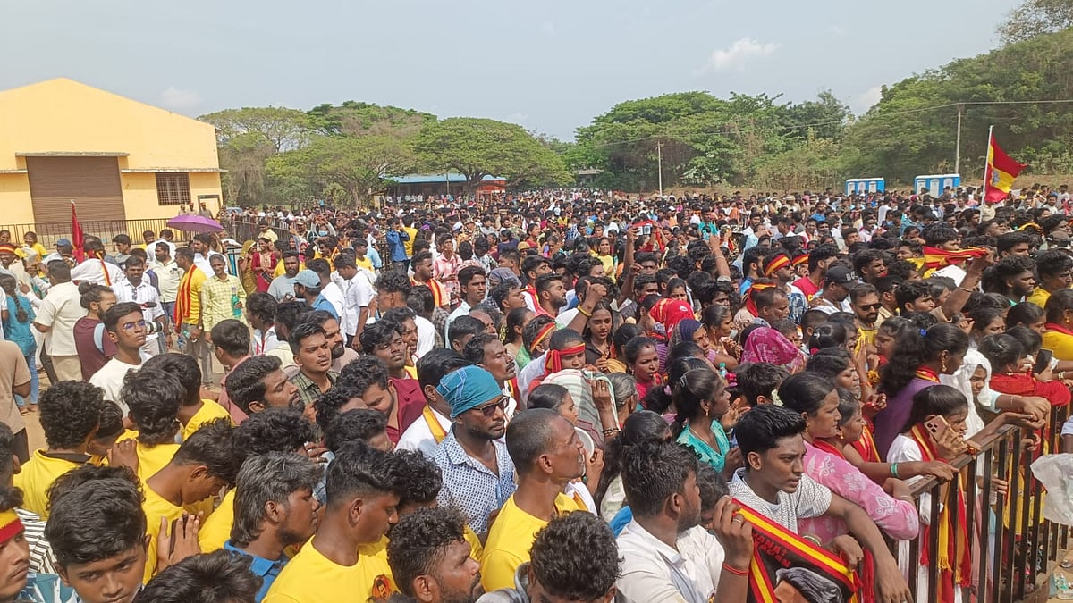 தமிழ்நாட்டில் மட்டுமல்ல, புதுச்சேரியிலும் குழப்பம்தான் -  திமுக, காங்கிரஸை அட்டாக் செய்த விஜய்