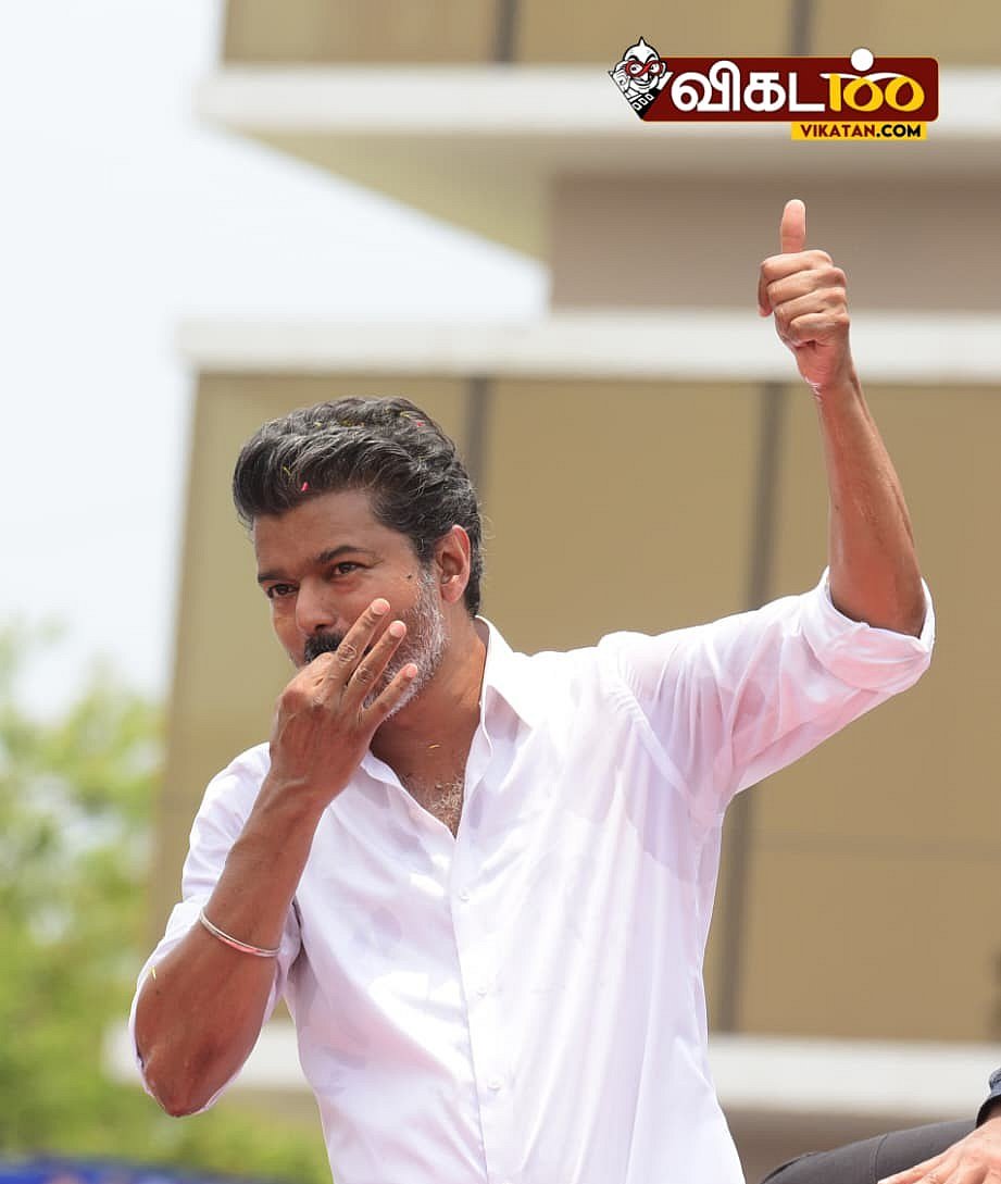 தவெக தலைவர் விஜய்