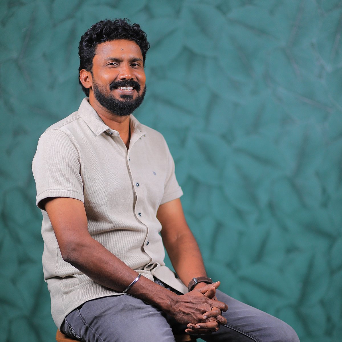 பாடலாசிரியர் மோகன் ராஜன்