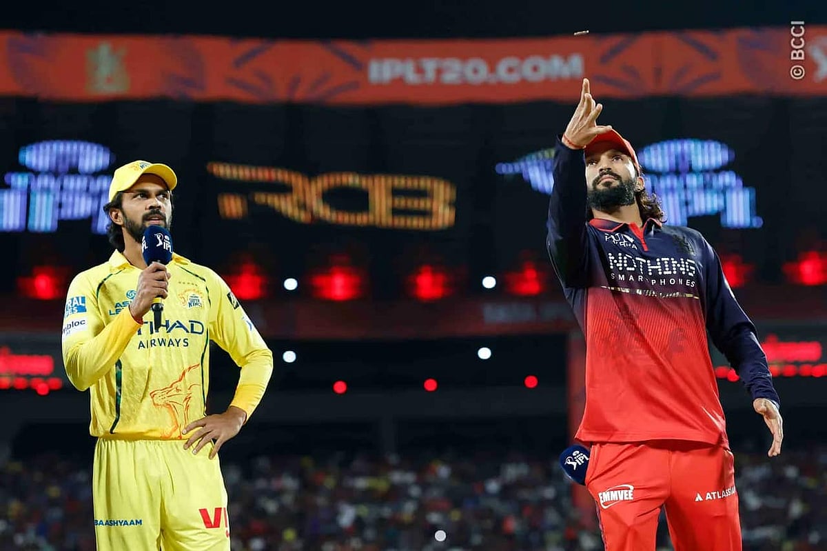 IPL : `தண்ணீர்ல மீனைப் போட்டா நீந்தும், கருவாடைப் போட்டா? - வெறுப்பேற்றும் சிஎஸ்கே