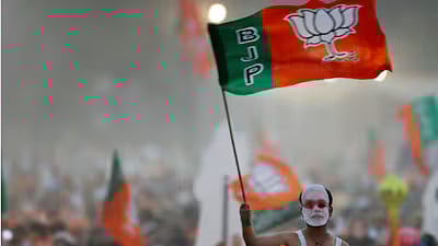 குஜராத்-உள்ளாட்சி-தேர்தல்:-சோஷியல்-மீடியாவுக்கு-முக்கியத்துவம்;-வேட்பாளர்-தேர்வில்-பாஜக-பிளான்-என்ன?