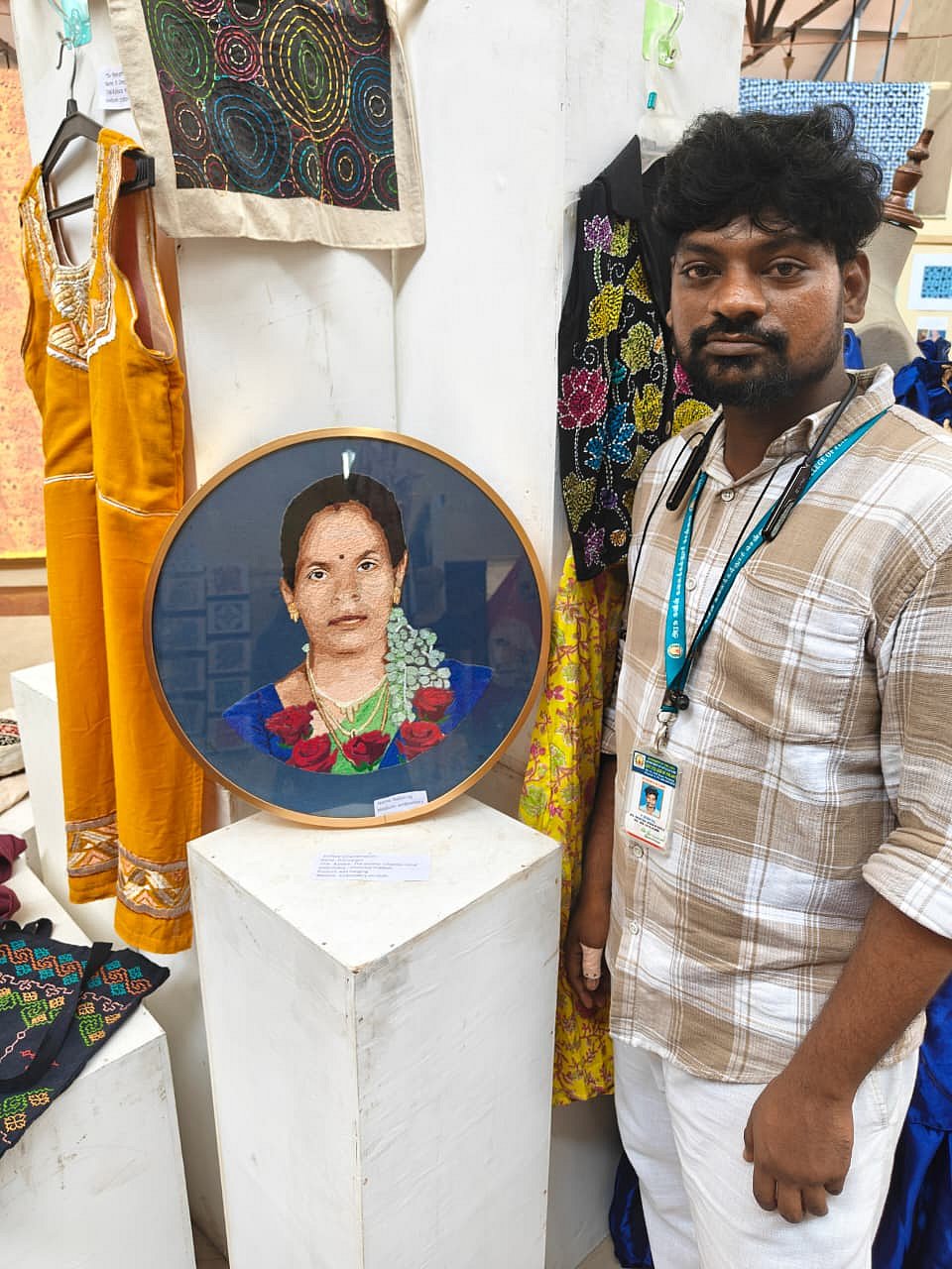 எங்களுக்கான-பெரிய-திருப்புமுனையா-இந்தக்கண்காட்சி-அமைஞ்சிருக்கு---நெகிழும்-கவின்கலை-மாணவர்கள்