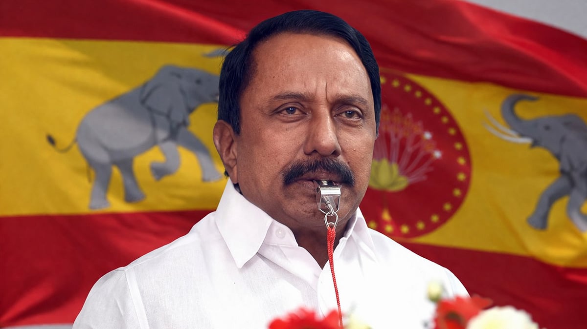 `மாணவர்களுக்கும் ஃபீலிங்ஸ் இருக்கு - சாதி பெயருடன் ஐ.டி கார்டு விவகாரம்; விளக்கமளித்த செங்கோட்டையன்