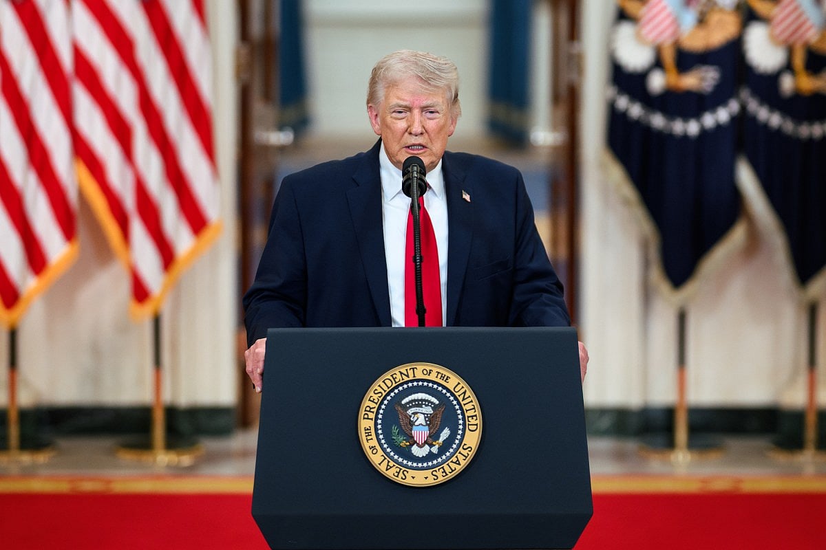 Trump: ஹார்முஸ் நீர்ச்சந்திக்குப் பதிலாக சிரியா - ட்ரம்ப் சொல்லும் ‘புதிய வழி’ என்ன?