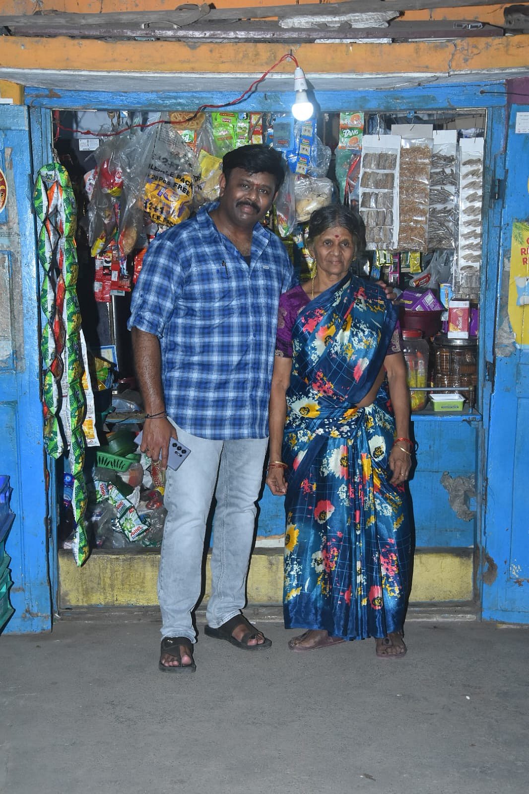 `கண் முன் ட்ரோன் தாக்குதல்கள்; பதுங்க பேஸ்மென்ட் ஏரியா! - ஈரான் போர் அனுபவம் பகிரும் தமிழர்