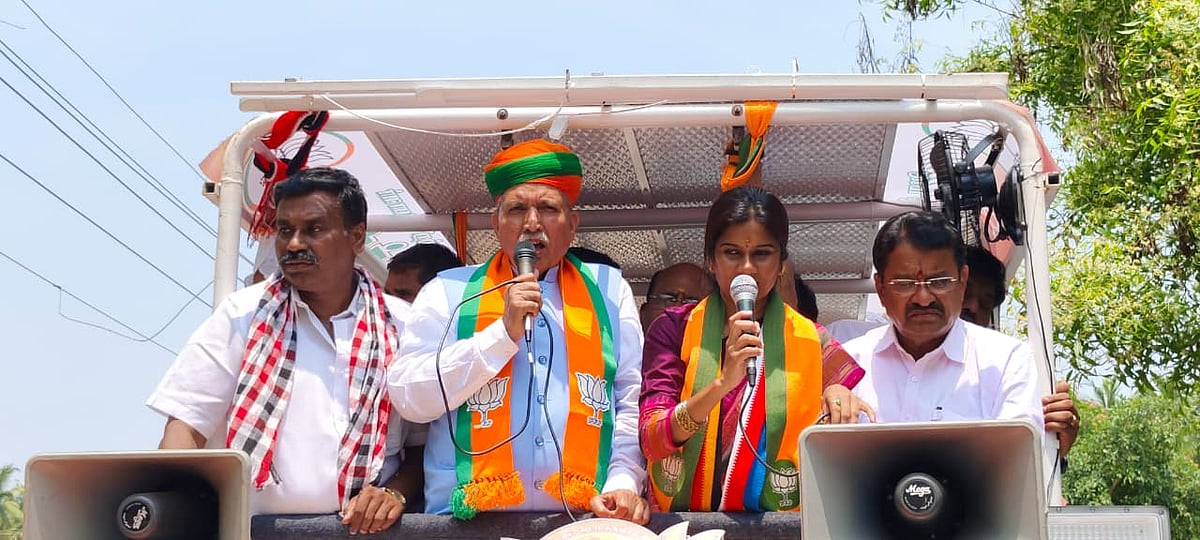 மொடக்குறிச்சி: மாமியாருக்கு மாற்றாக மருமகள்; பா.ஜ.க- வின் தேர்தல் வியூகம் என்ன?
