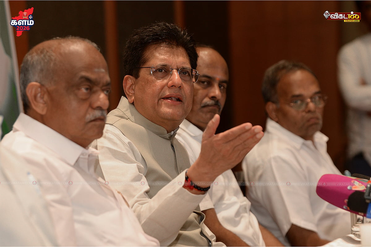`அம்மா ஆட்சி வேண்டுமா? உதயநிதி ஸ்டாலின் முதல்வராக வேண்டுமா? - பியூஸ் கோயல் பிரசாரம்