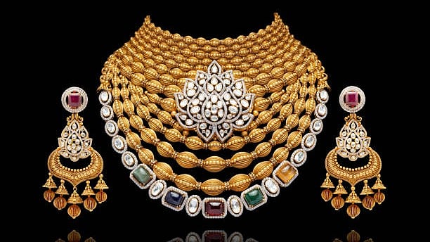 கல் தங்க நகை