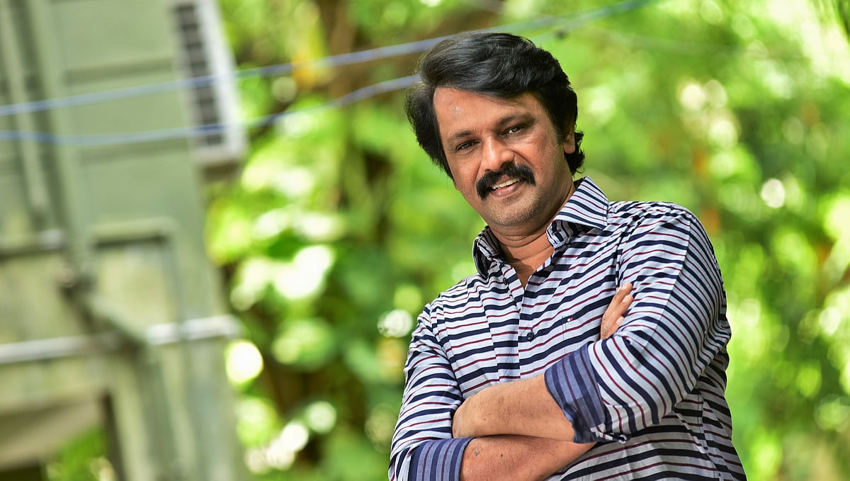 TV Update: மீண்டும் குஷ்பு நடத்தும் ஜாக்பாட்; டாக் ஷோ மூலம் என்ட்ரி தரும் சேரன்!