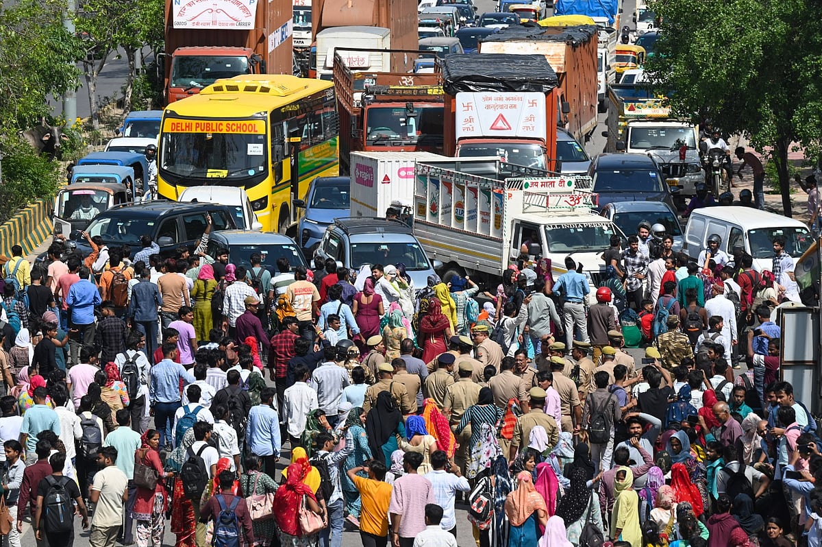 நொய்டா-போராட்டம்:-`பாக்கிஸ்தான்-சதி---அரசு-குற்றச்சாட்டு;-2027-தேர்தலை-நோக்கித்-திரும்ப