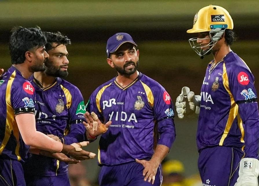 CSK-vs-KKR:-சென்னை-மற்றும்-கொல்கத்தா-வீரர்கள்-கையில்-கருப்புப்-பட்டை-அணிந்து-விளையாடியது-ஏன்?