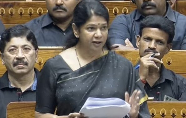 வந்தே மாதரம் மசோதா: `நாட்டை பிளவுப்படுத்தும் நீங்கள்தான் உண்மையான தேசத்துரோகி - கனிமொழி கண்டனம்
