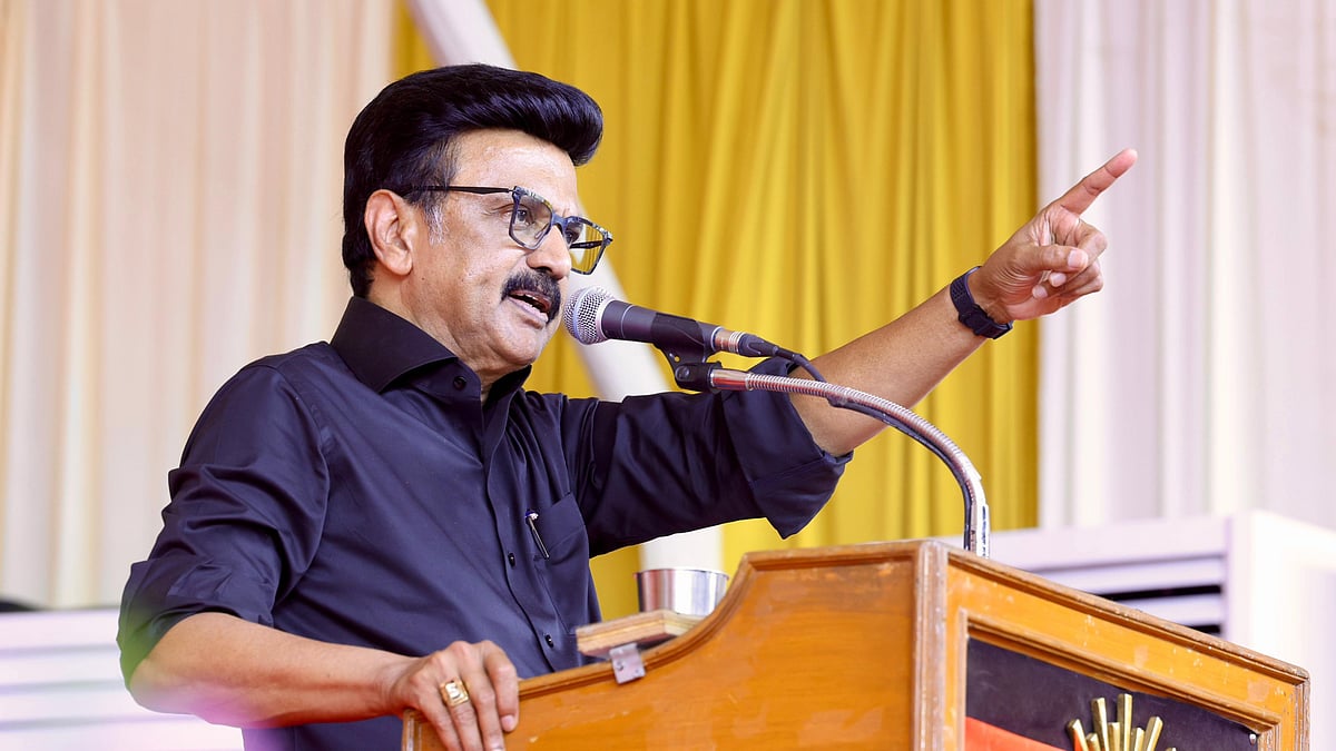 `மின்வெட்டை மிஞ்சும் அளவுக்குத் தலைதூக்கும் அரிவாள் வெட்டு- தவெக ஆட்சி குறித்து ஸ்டாலின் விமர்சனம் 