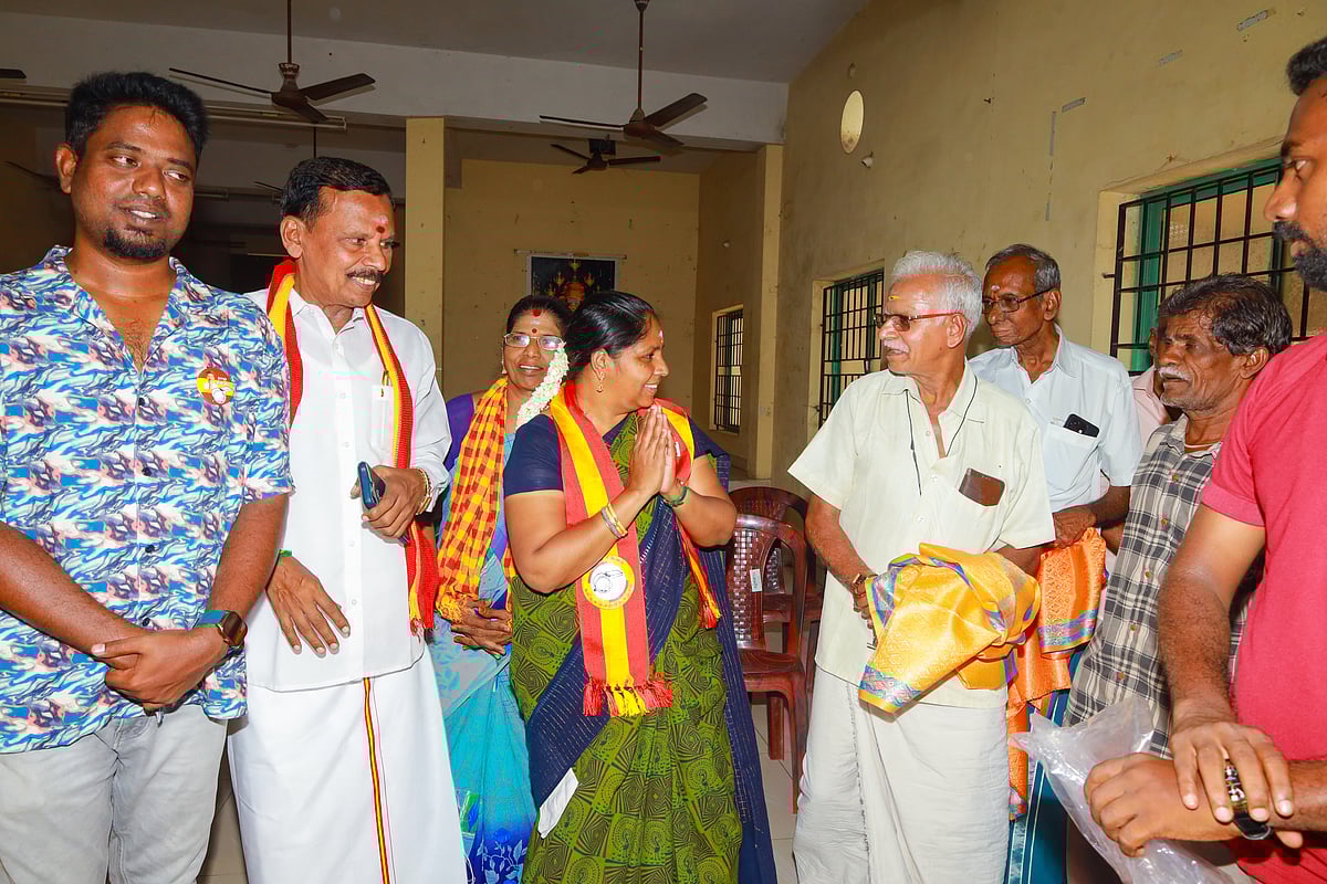 பல்லாவரத்தை-முன்மாதிரி-தொகுதியாக-மாற்றுவேன்---தவெக-வேட்பாளர்-காமாட்சி-ஜெயகிருஷ்&