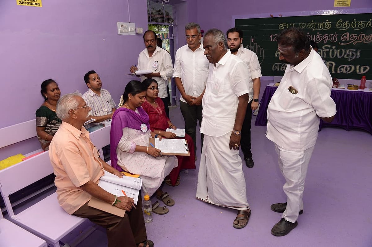 ’நேற்று அதிகாரிகளை கண்டித்து போராட்டம், இன்று பாராட்டு’ – ஒரே நாளில் மாறிய அம்மன் அர்ச்சுணன்!