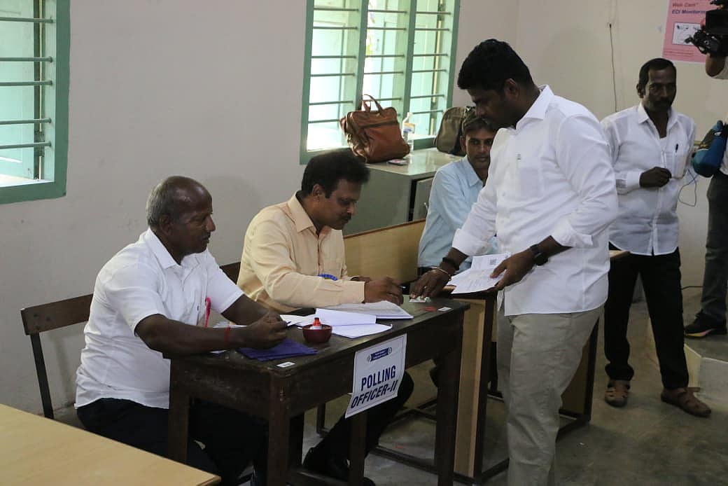 நேற்று-இரவு-கிளம்பிய-பஸ்-இன்று-மாலை-6-மணிக்குத்தான்.!---EC-மீதான-அண்ணாமலையின்-தனிப்பட்ட