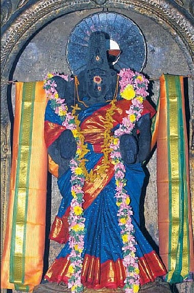 கொரநாட்டுக் கருப்பூர் பெட்டிக்காளி கோயில்