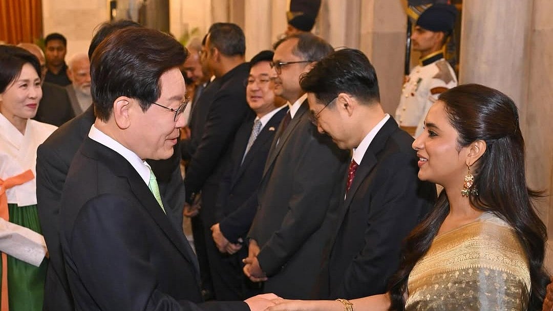 Priyanka Mohan: "தென் கொரியா அதிபர் என் படத்தை பார்த்து..." - ராஷ்டிரபதி பவனில் பிரியங்கா மோகன்