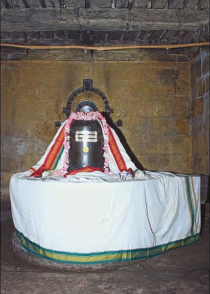 கொரநாட்டுக் கருப்பூர் பெட்டிக்காளி கோயில்