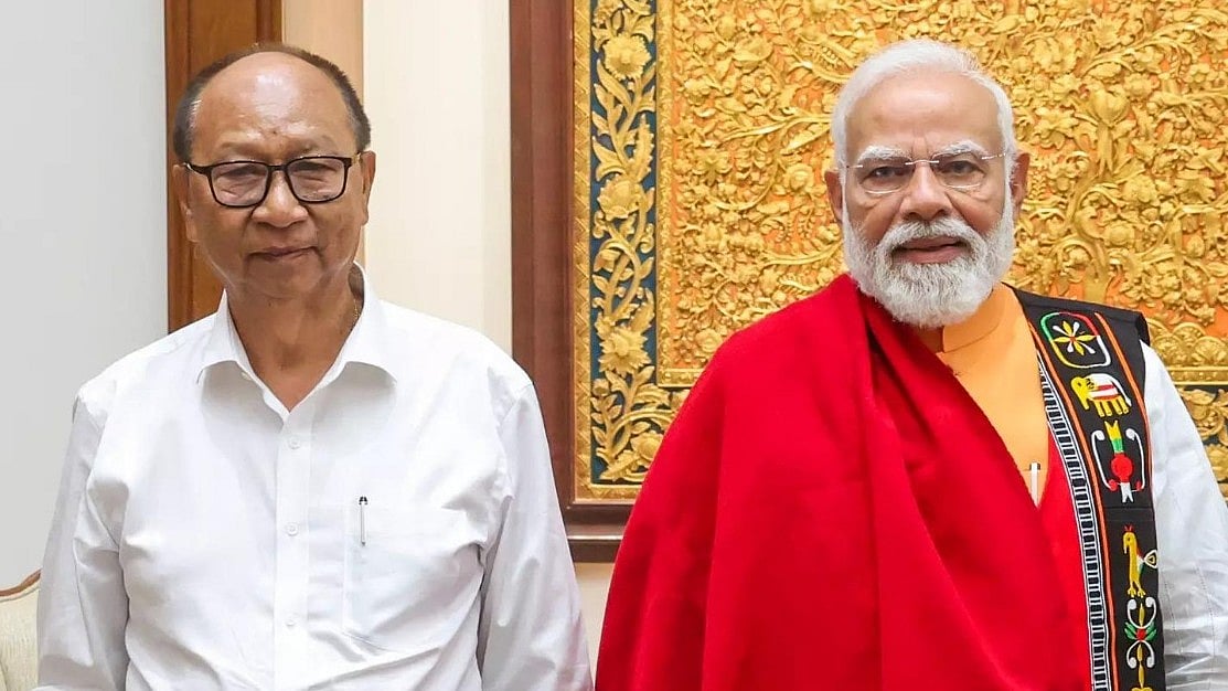 மணிப்பூர் முதல்வர் யும்னம் கேம்ச்சந்த் சிங்- பிரதமர் மோடி