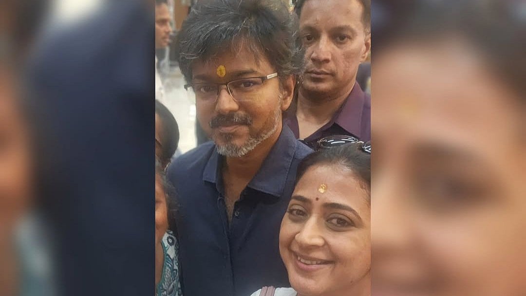 கனிகா - விஜய் 