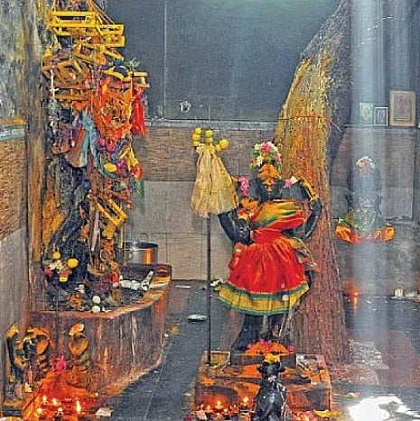 திருப்பரங்குன்றம் வெயிலுகந்த அம்மன்