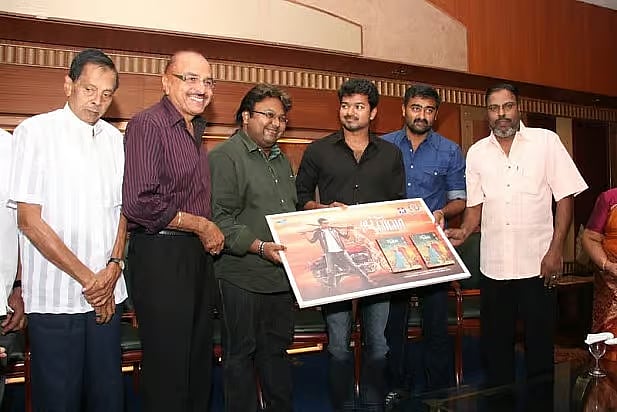 ஆர். பி. செளத்ரி - ஆர். டி. நேசன்