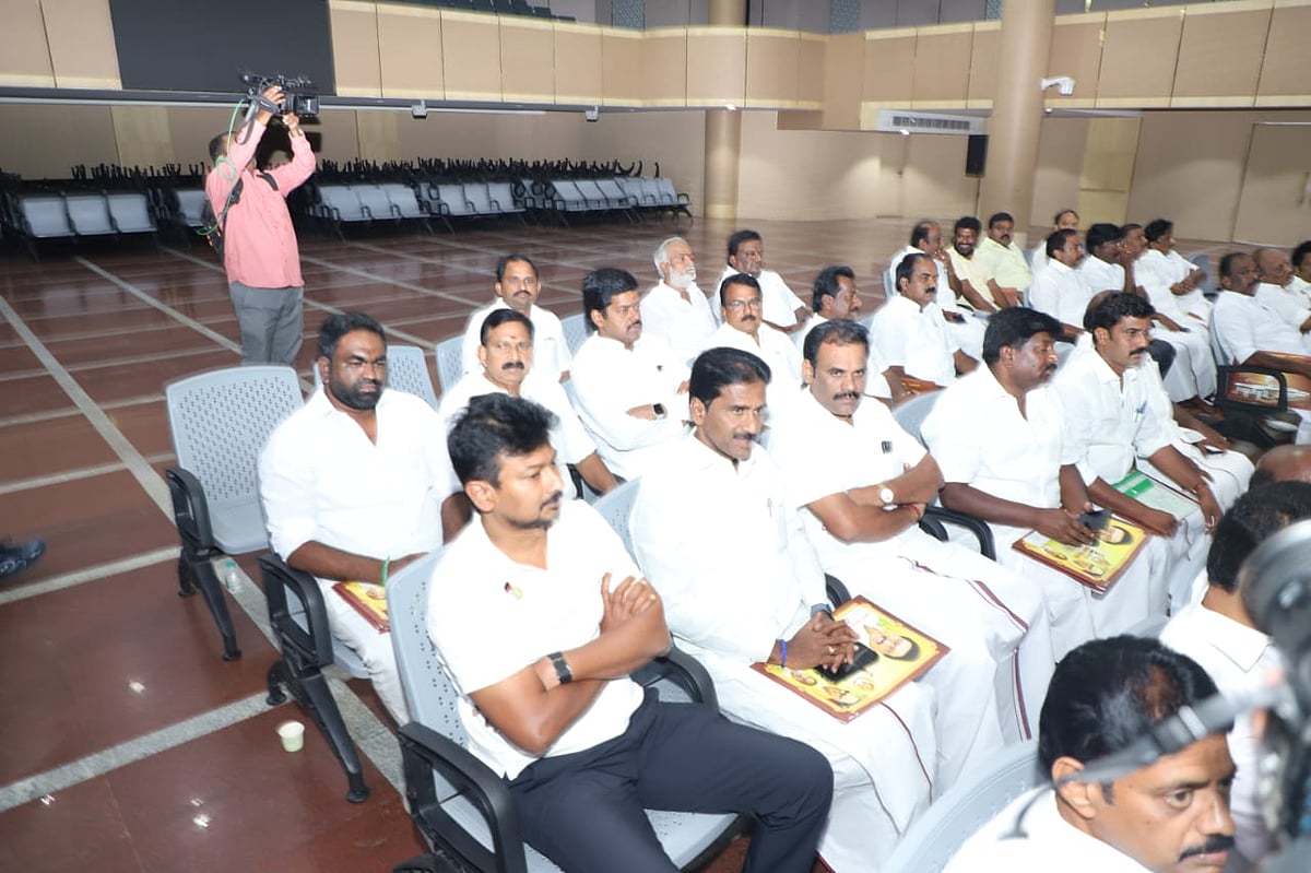 திமுக நிர்வாகிகள் கூட்டம்