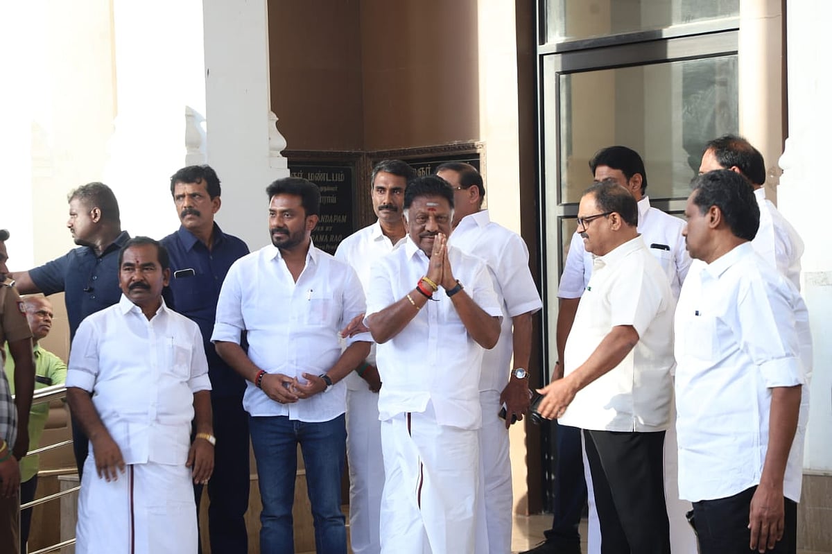 திமுக நிர்வாகிகள் கூட்டம்