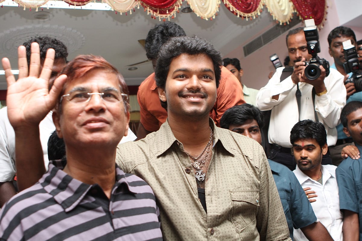விஜய் 