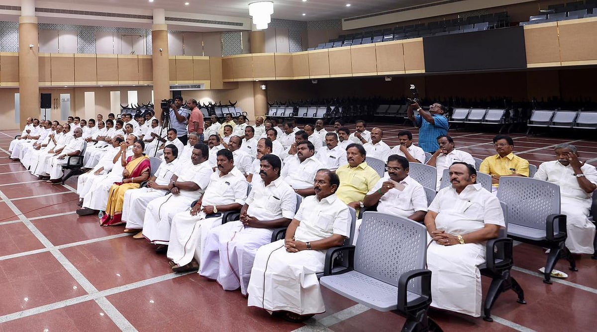 திமுக மாவட்ட செயலாளர்கள் கூட்டம்
