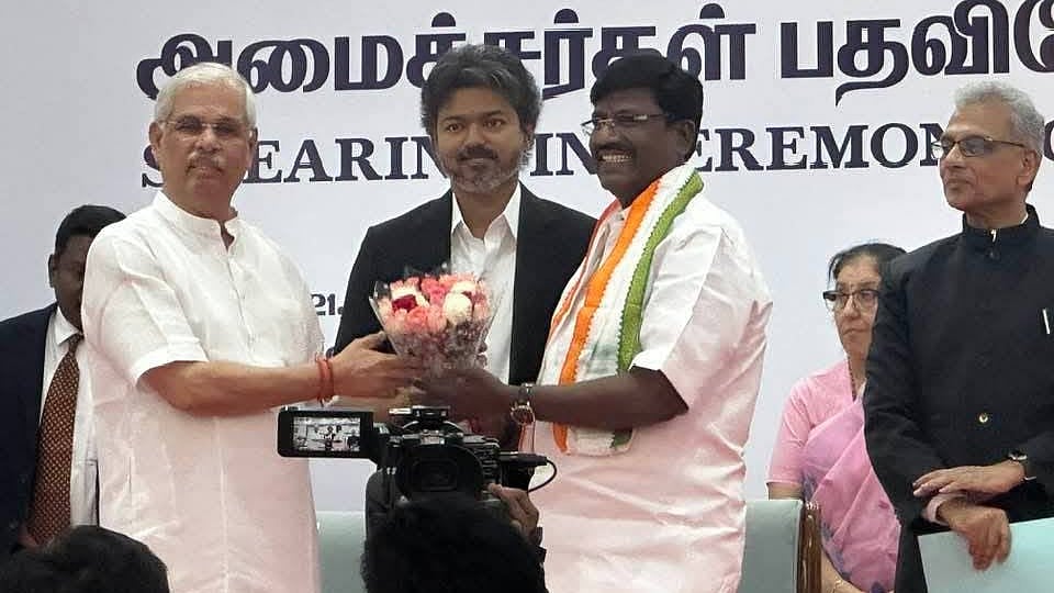 உயர் கல்வித்துறை காங்கிரஸ் அமைச்சர் பி.விஸ்வநாதன்