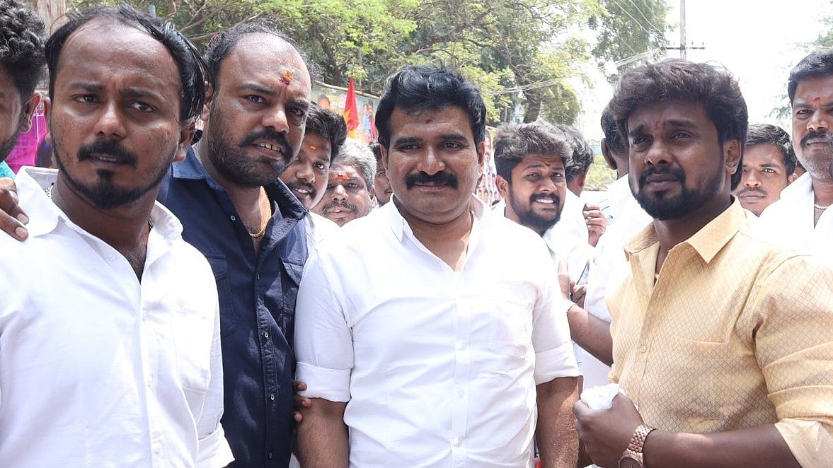 தவெக அமைச்சர் நிர்மல் குமார் 