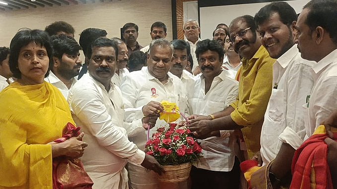 தவெகவில் இணைந்த இசக்கி சுப்பையா 