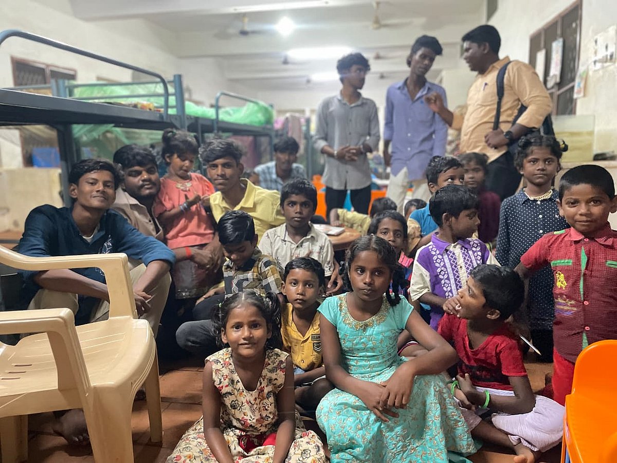 தூய யோவான் நிறுவனம்