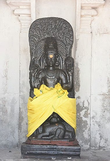 மகேந்திரப்பள்ளி திருமேனி அழகர் கோயில்