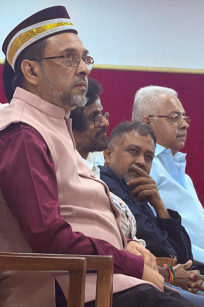 விழாவில்