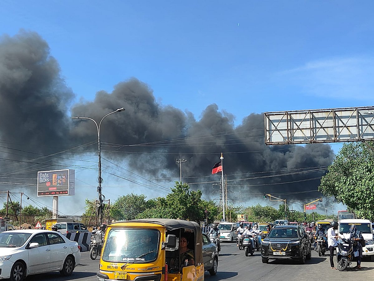 பள்ளிக்கரணை தீ விபத்து