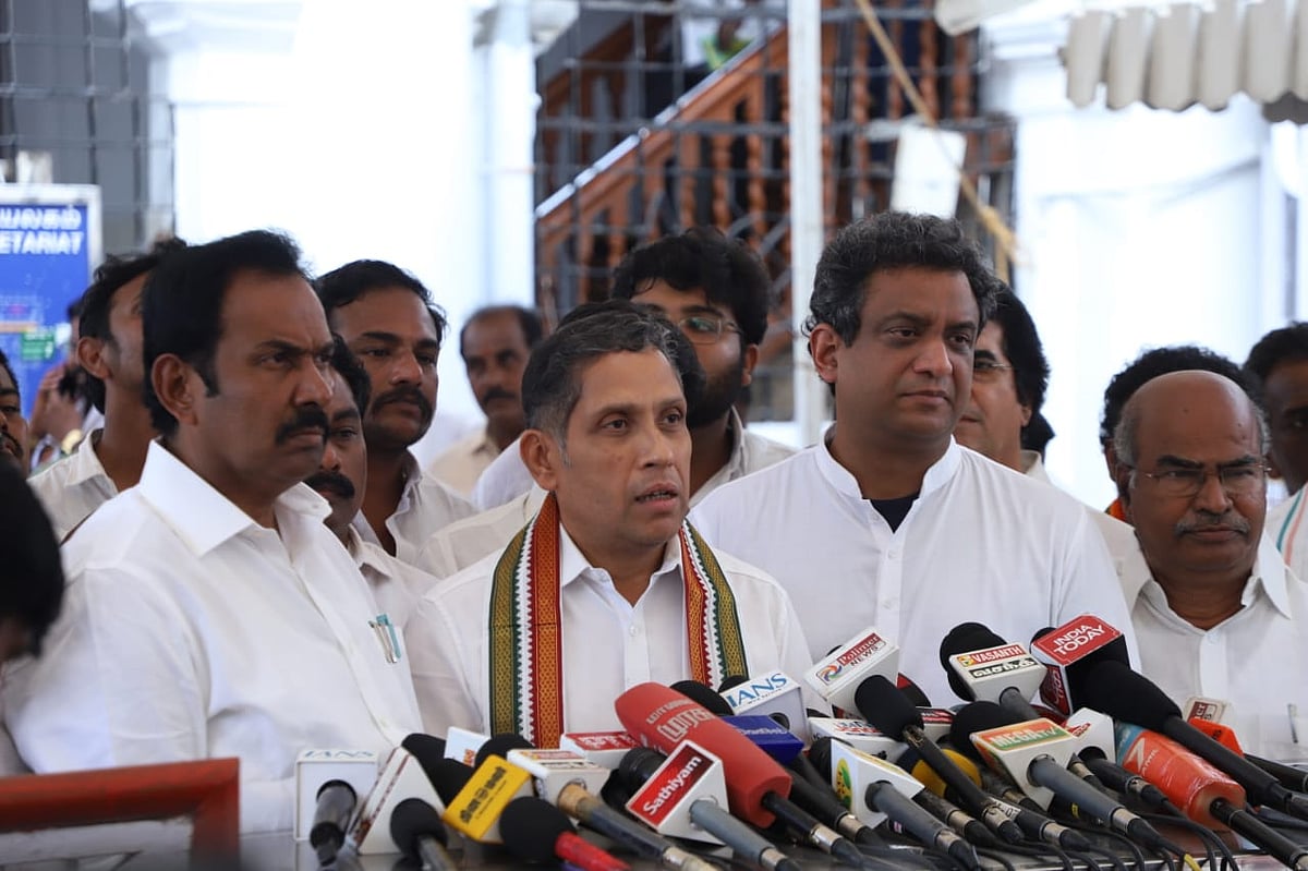 Praveen Chakravarthy