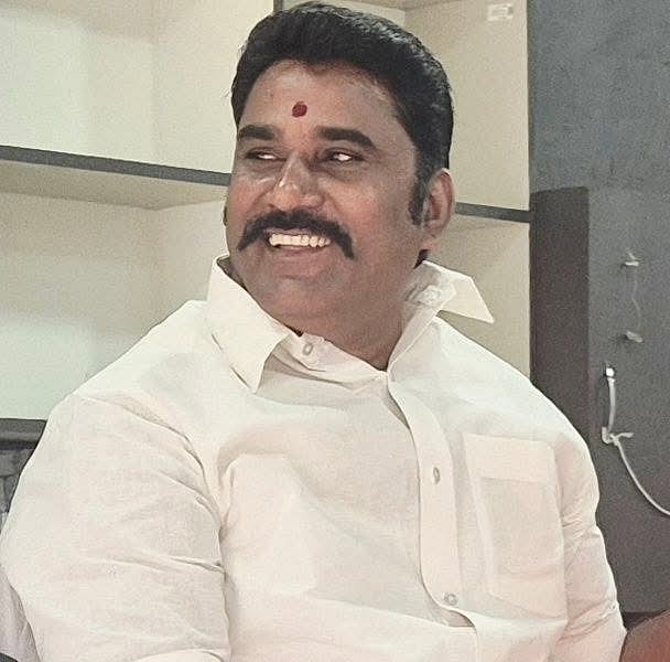 பண்ணைவயல் இளங்கோ