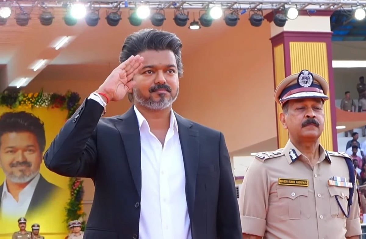 முதல்வர் விஜய் 