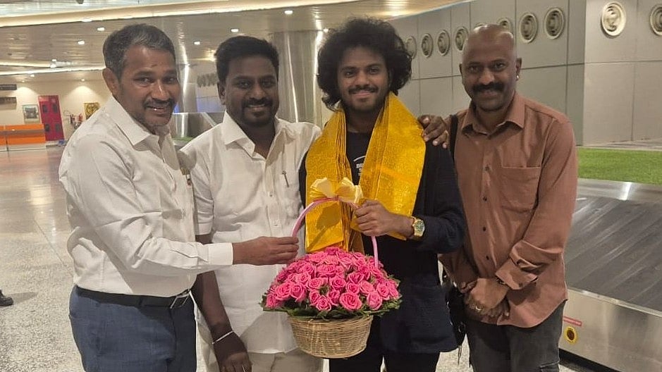 அமைச்சர்களுடன் லிடியன் நாதஸ்வரம்