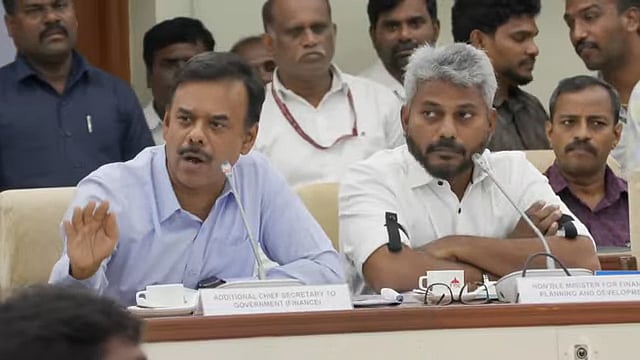  நிதித்துறை கூடுதல் தலைமைச் செயலாளர் சித்திக்