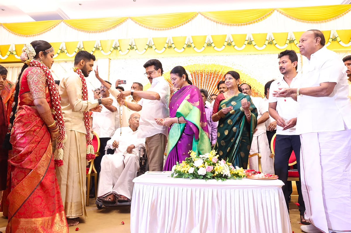 கலாநிதி வீராசாமியின் மகன் திருமண விழாவில்... 