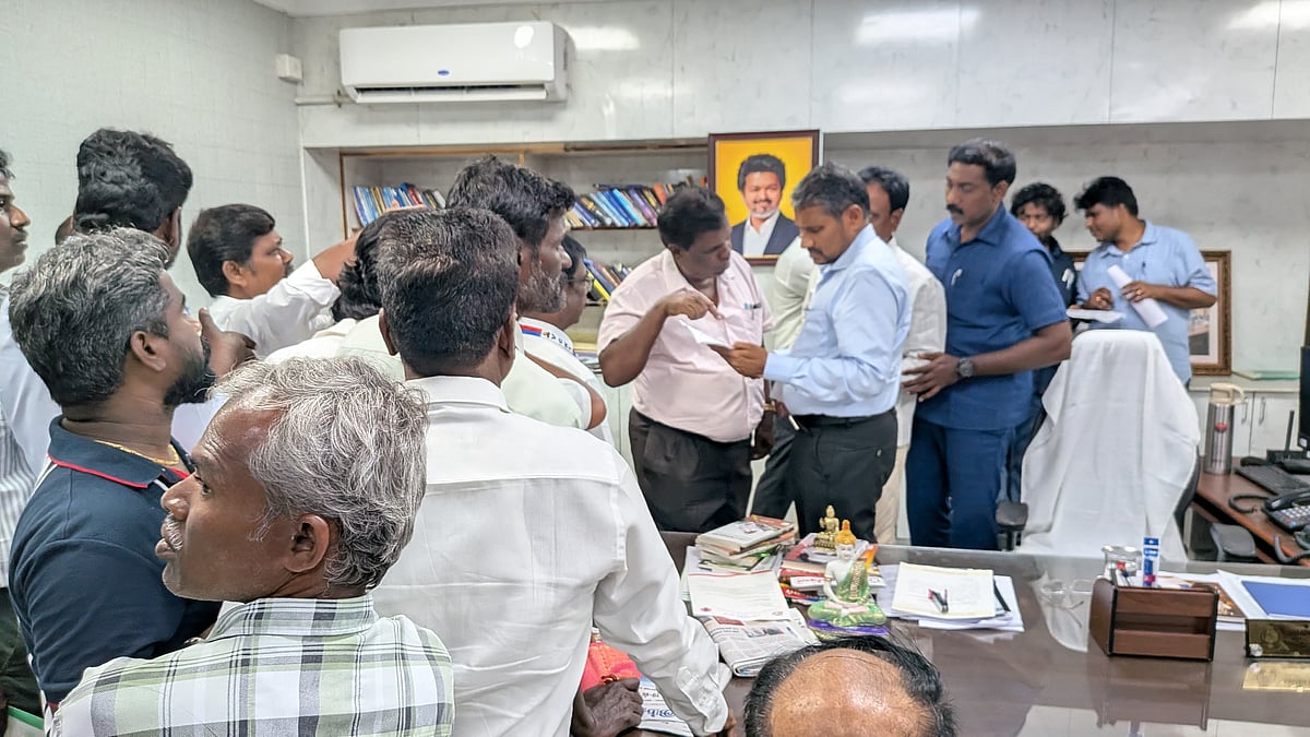 அமைச்சர் வன்னி அரசு