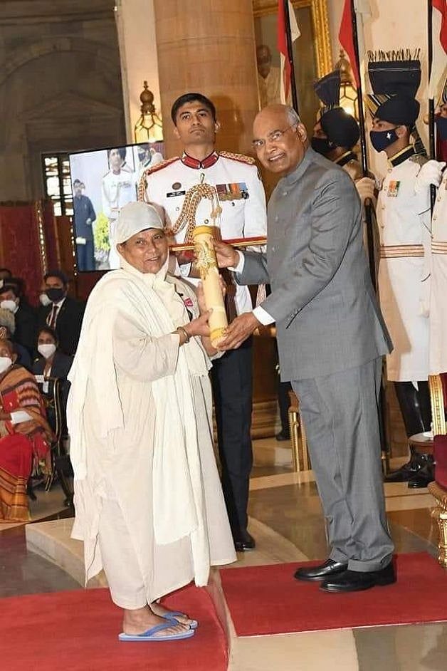 பிரகாஷ் கவுர் prakash kaur Unique Home