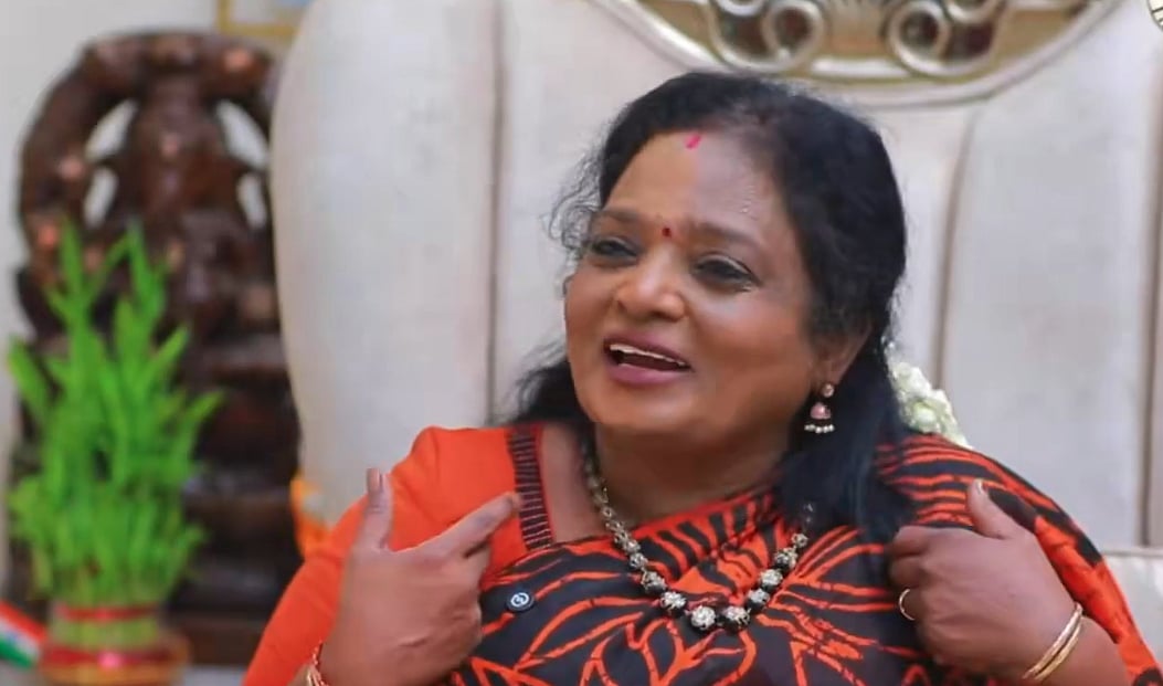 `` வெற்றி என்று பெயர் வைத்து, வெற்றிக் கழகத்தை நிலைநிறுத்த முயல்வது தவறு! - தமிழிசை சௌந்தரராஜன்
