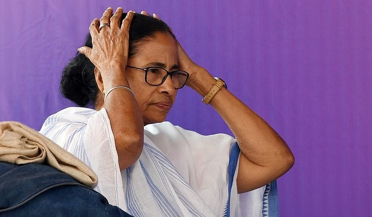 அந்தச் சமயத்தில் சுவேந்து அதிகாரிதான் ஆறுதல் சொன்னார் - TMC மஹுவா மொய்த்ரா