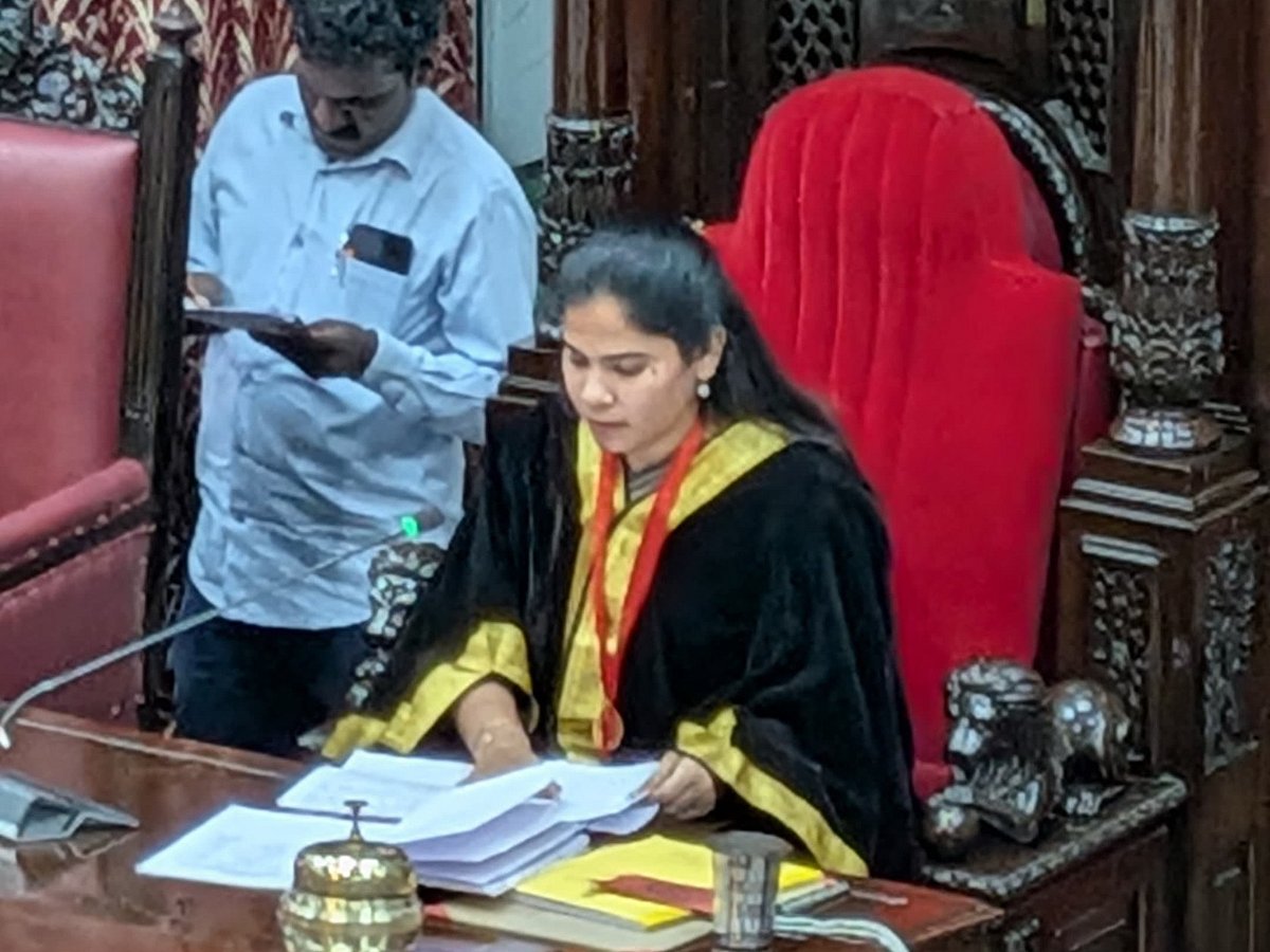மேயர் பிரியா