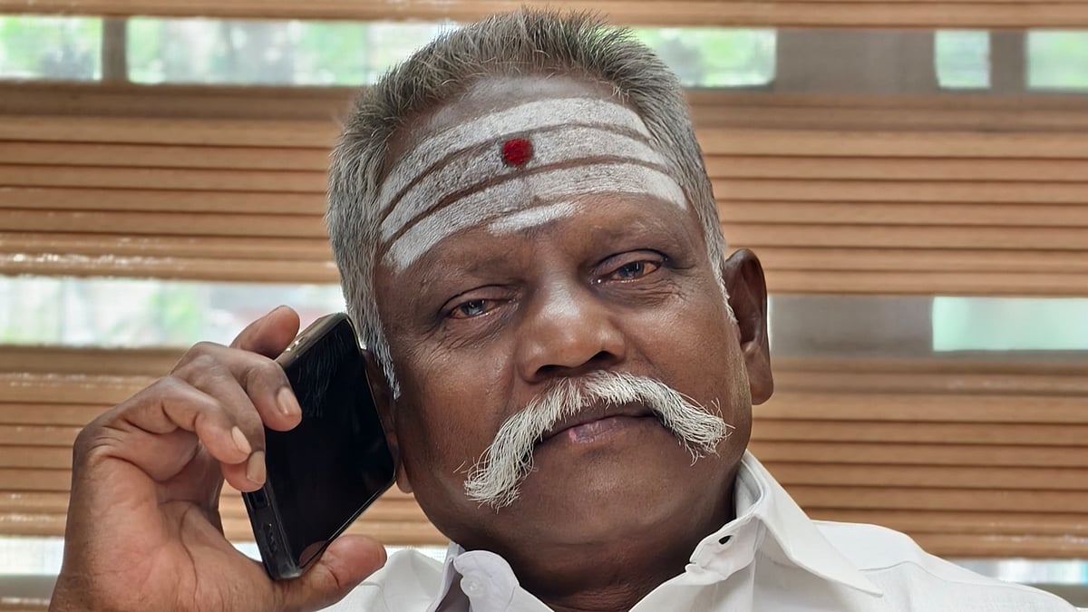 காரைக்குடி மாநகராட்சி கவுன்சிலர் சி.மெய்யர்